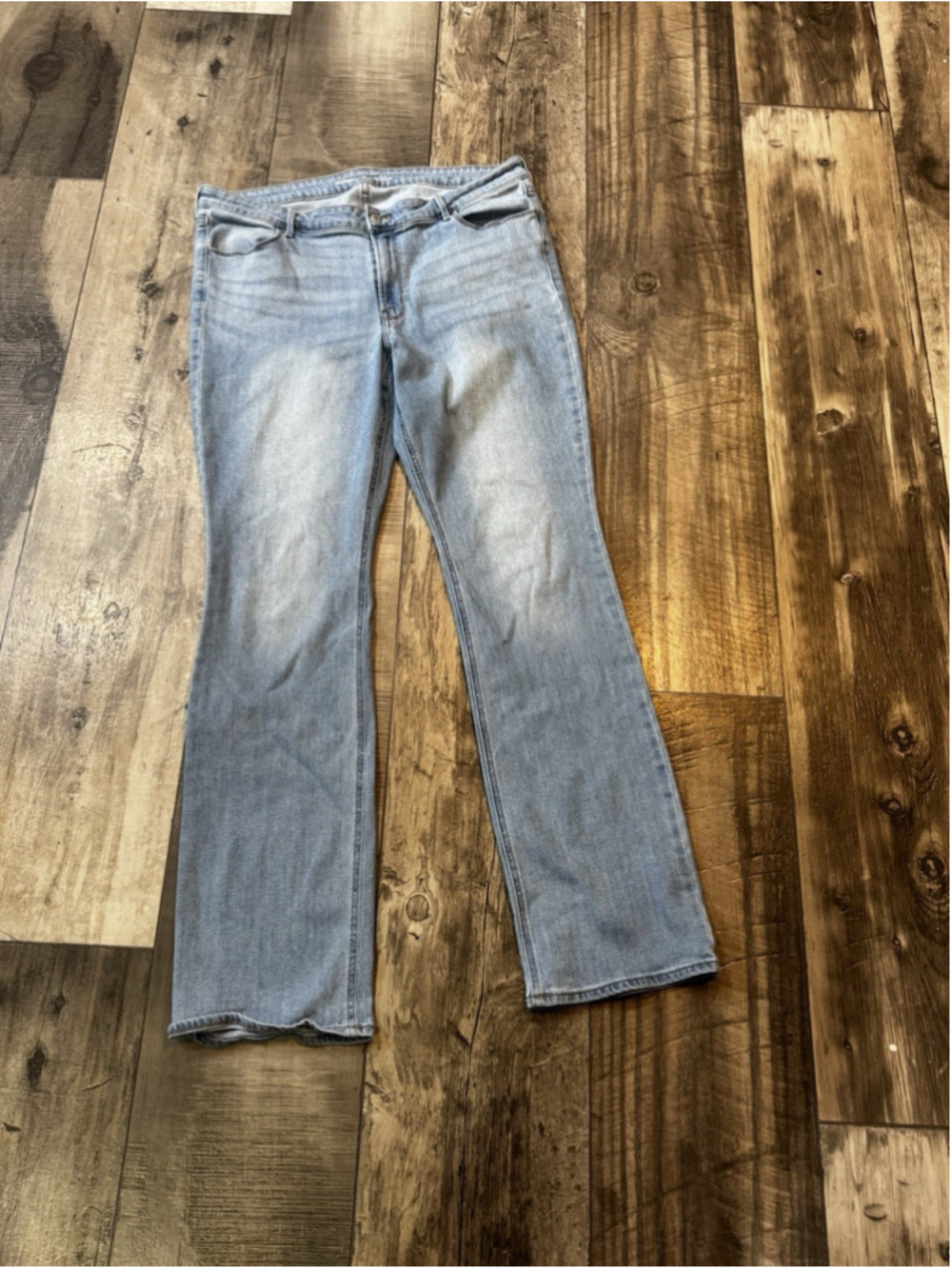 Tall Old Navy Midrise WOW Boot-cut Women sz 16 tall Comfortable Stretch Jeans